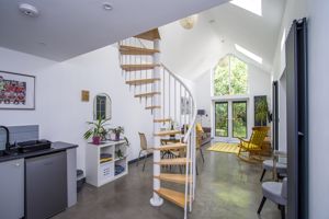 Photo 25- click for photo gallery